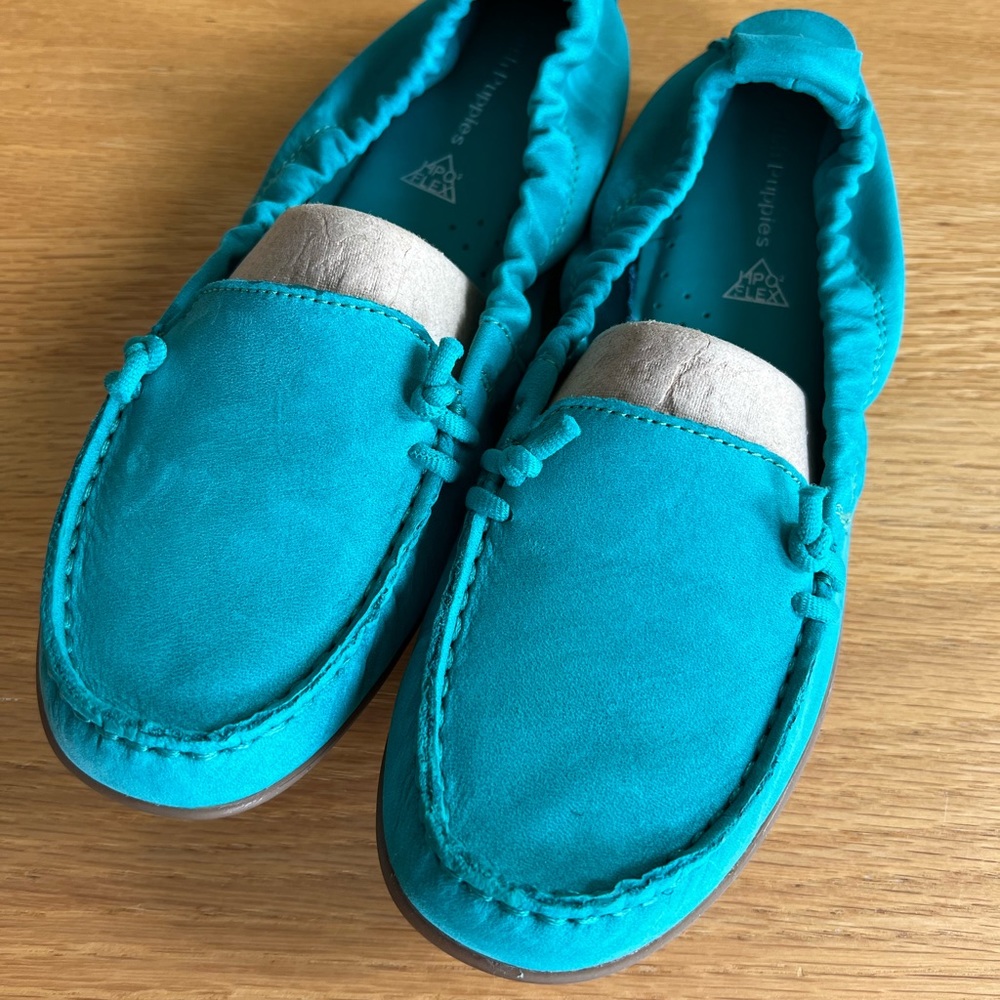 Brand New Hush Puppies Leather Loafers/Moccasins, Teal Size 7